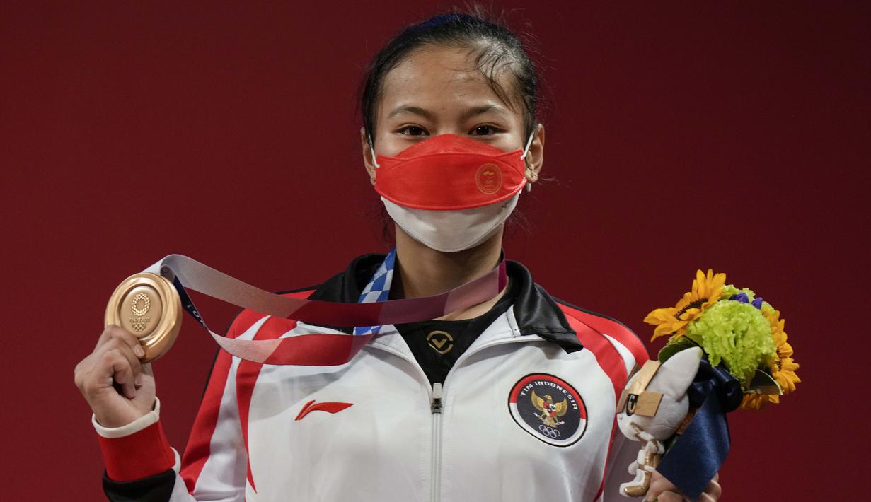Atlet Putri Angkat Besi Berhasil Persembahkan Medali Pertama Untuk Indonesia di Olimpiade Tokyo